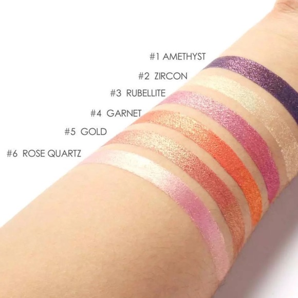 🆕📸! Metallic Pink Liquid Long-Wear Lipgloss! - Picture 2 of 8